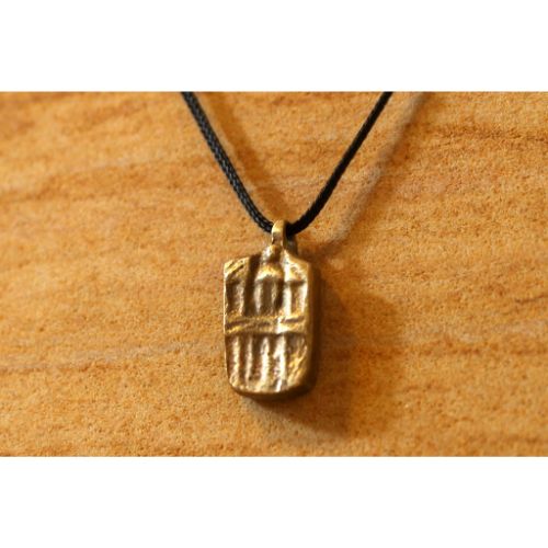 THE TREASURY NECKLACE