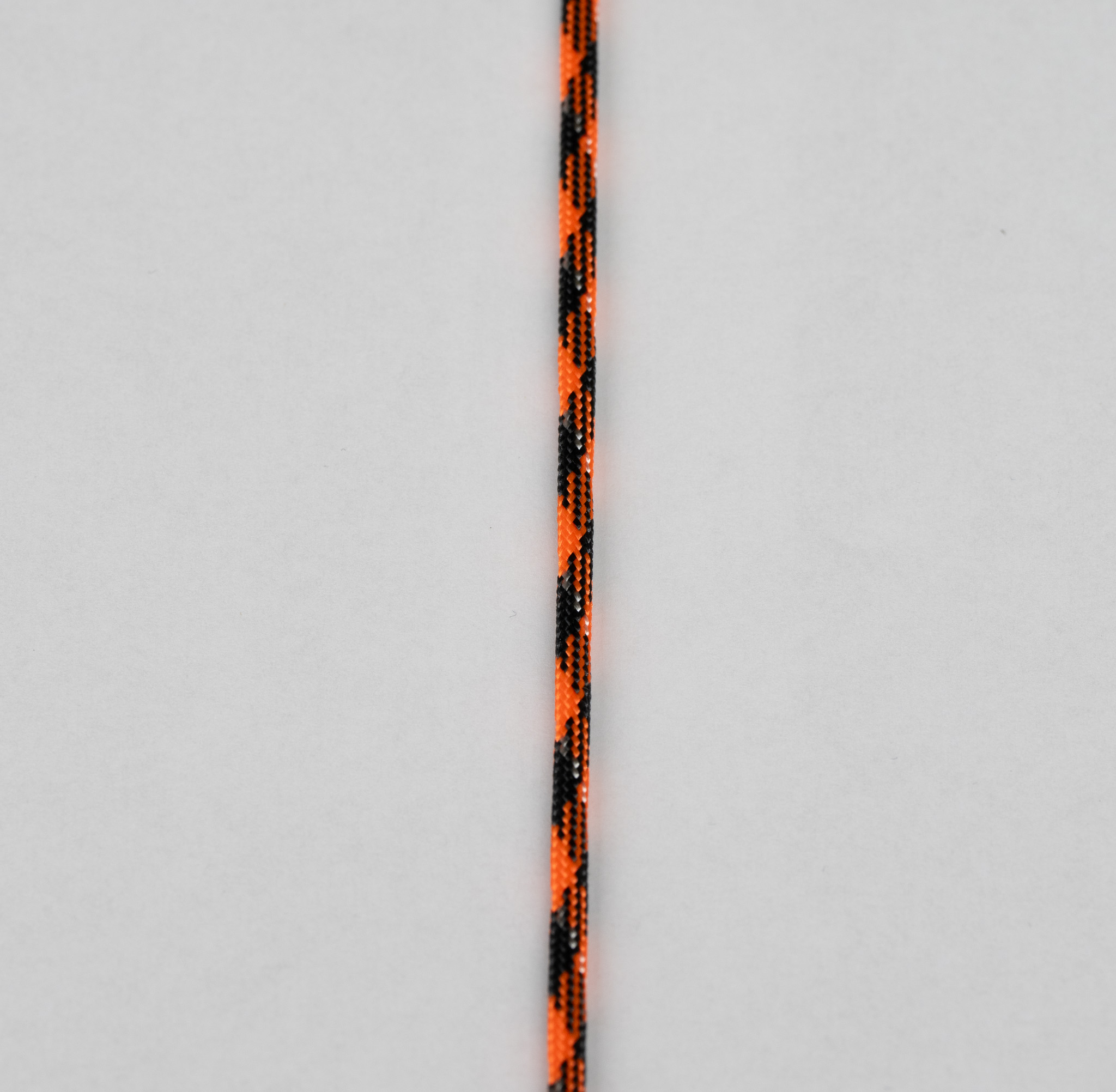 Paracord 550 - B7.1 - ORANGE BLACK WHITE